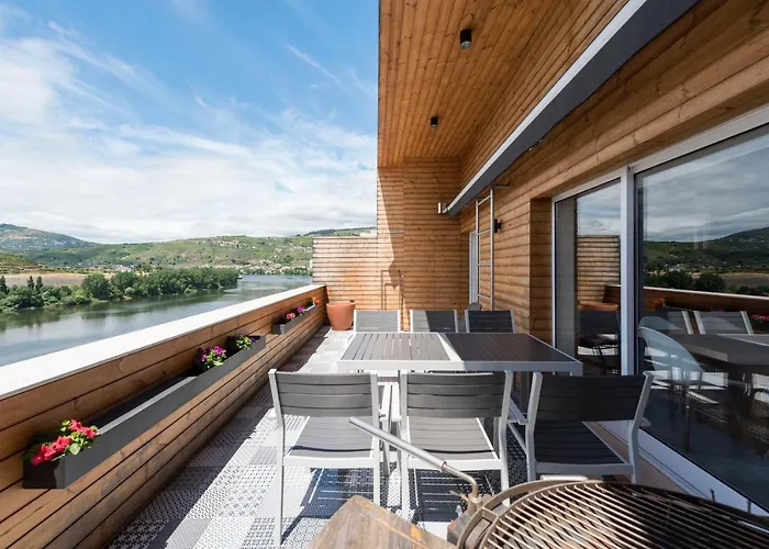 아파트 Penthouse Douro Valley With Terrace *